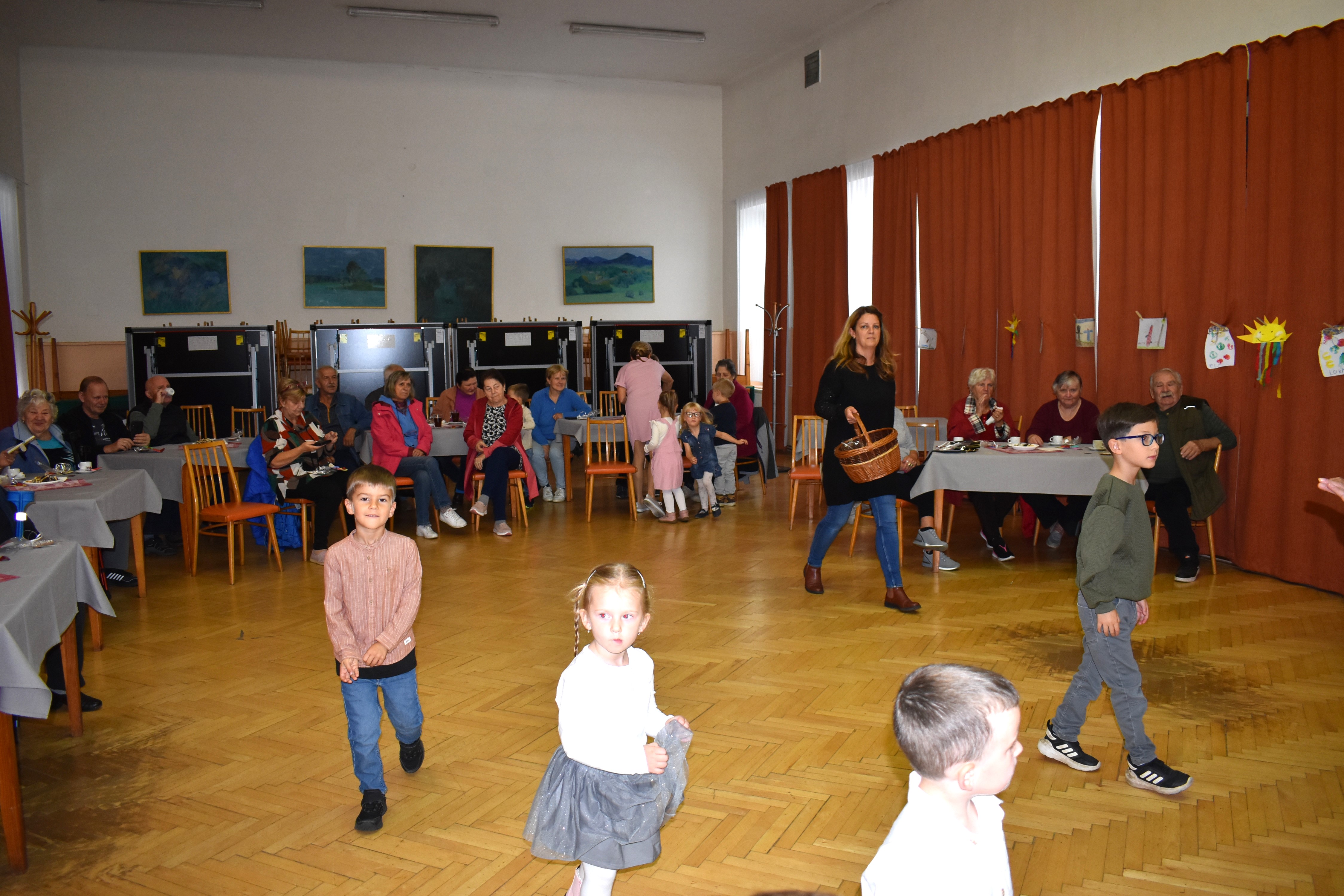 senioři a děti 2025 (19)